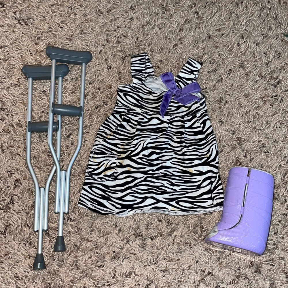 American girl doll dress &crutches+boot